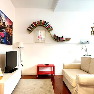Apartamento Bilocale Santagostino, Milán
